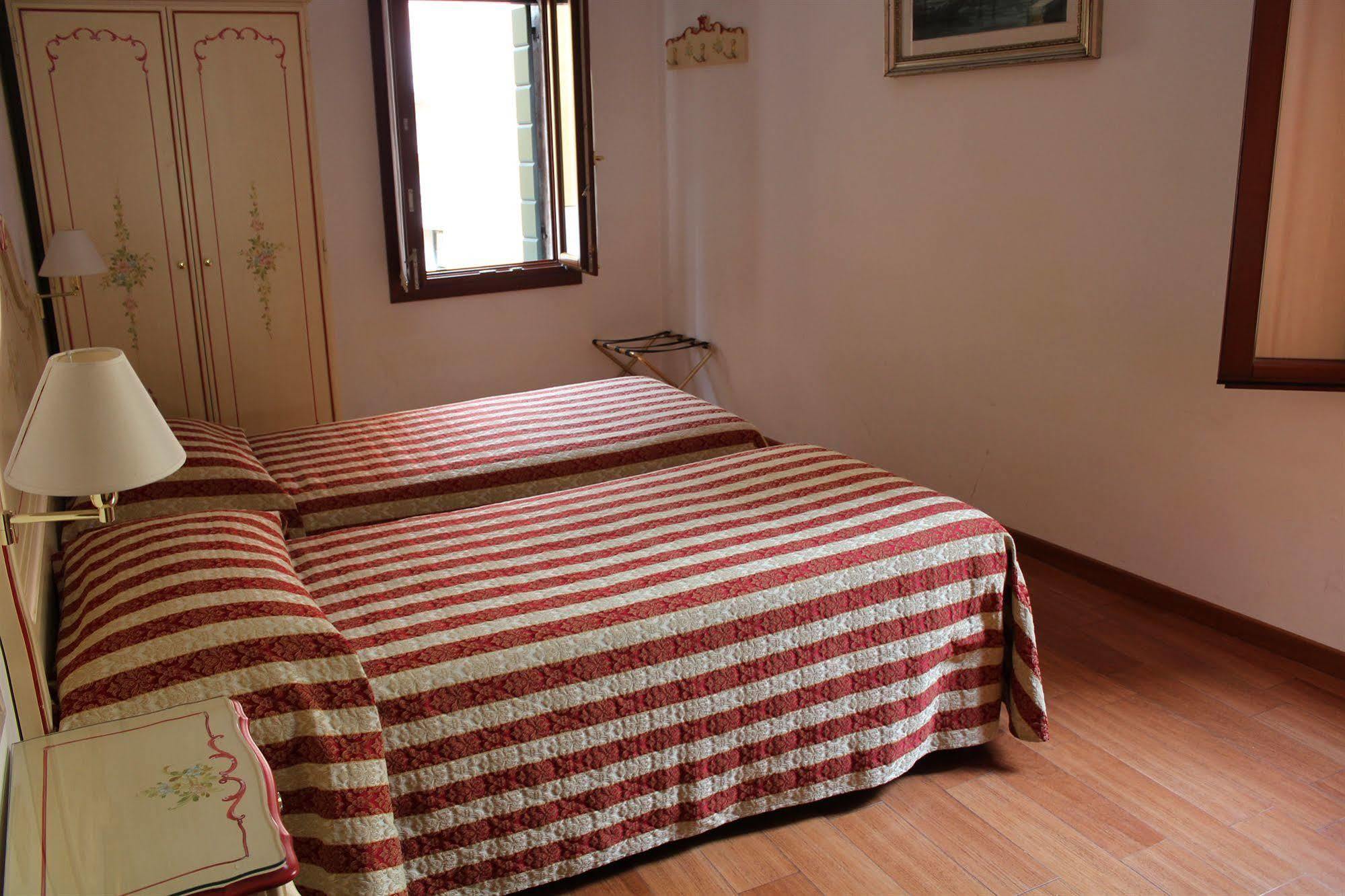 Guesthouse Al Profeta Venedig Exteriör bild