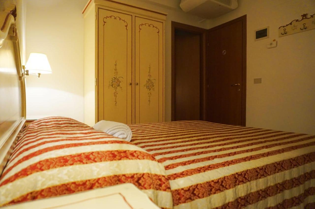 Guesthouse Al Profeta Venedig Exteriör bild